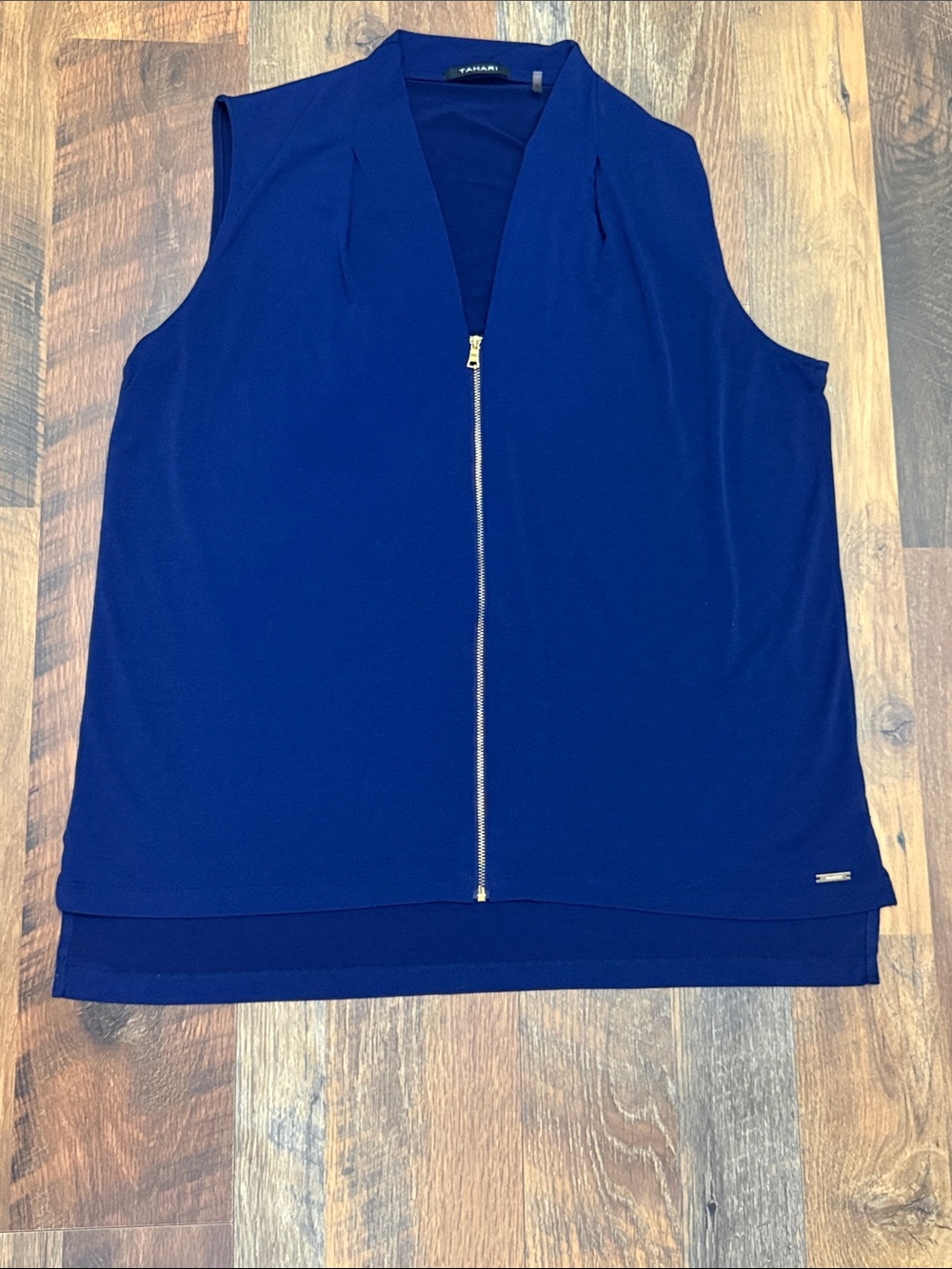 Tahari Women’s Royal Blue Sleeveless Zip Front Blouse Top Size Large